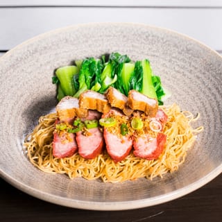 BBQ Pork & Crispy Pork Belly with Egg Noodle